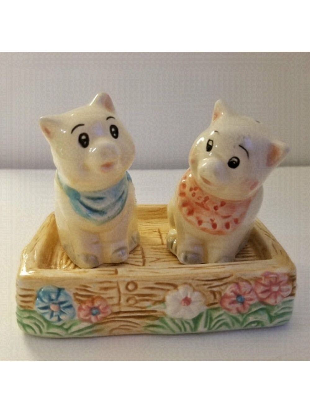 Mercuries Country Farm Tea Set Pig Salt & Pepper Shakers 1994